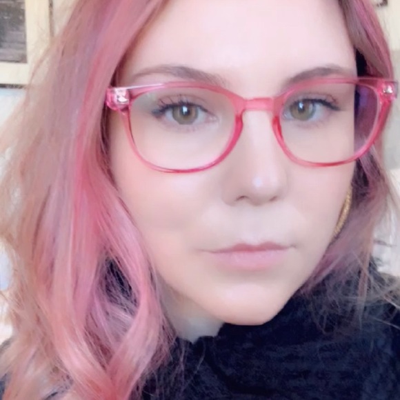 Meet your Posher, Jes - Picture 3 of 3